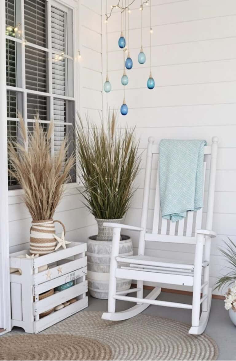 27 Creative Ways to Style Small Front Porch Decor - Maison Maker